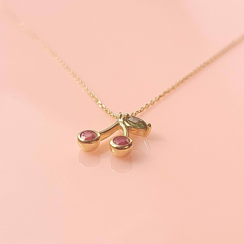 K18】ルビーとグリーンガーネットのさくらんぼネックレス 7月