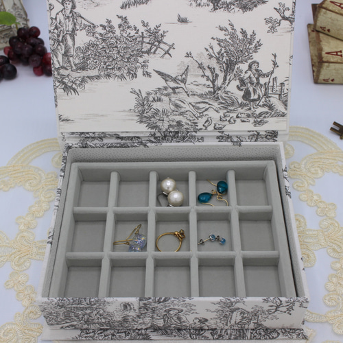 受注制作】フランス製トワルドジュイ カルトナージュ♪ ジュエリー