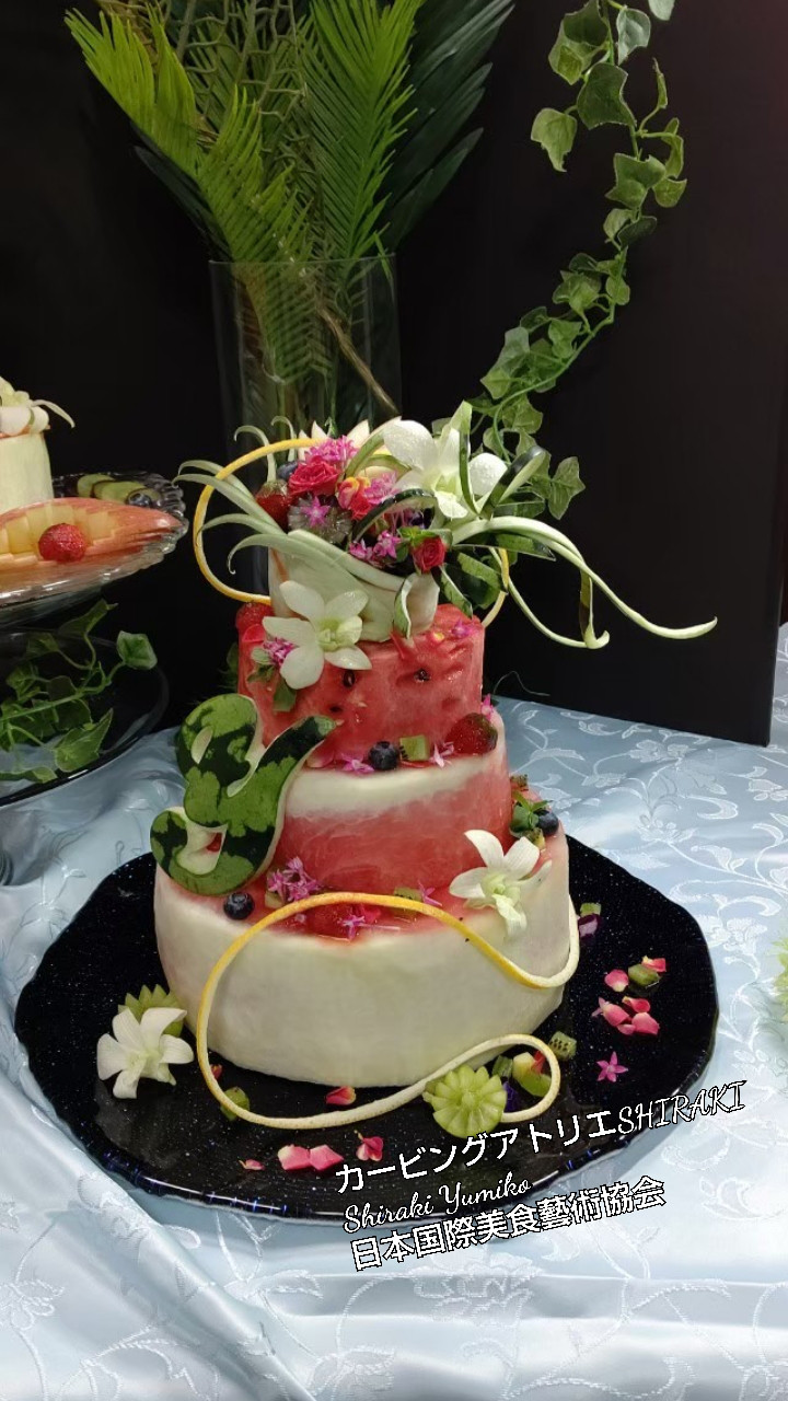 スイカ  ケーキ  フルーツカッティング  プレゼント  ギフト  フルーツケーキ
