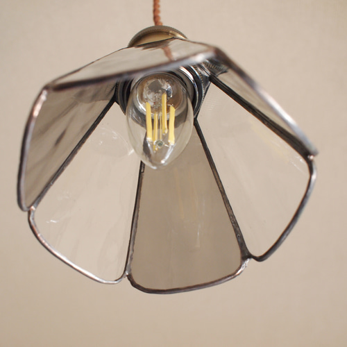 アンティーク調のクリアガラスの小振りのペンダントライト シーリング