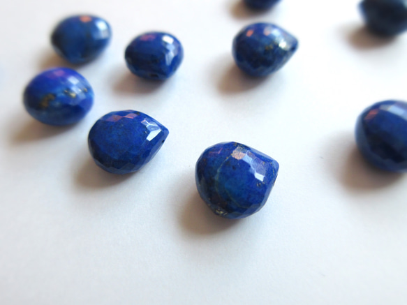 [十二月生日石] 8mm Beautiful Grain“Lapis Lazuli”14kgf 耳環/耳環 第13張的照片