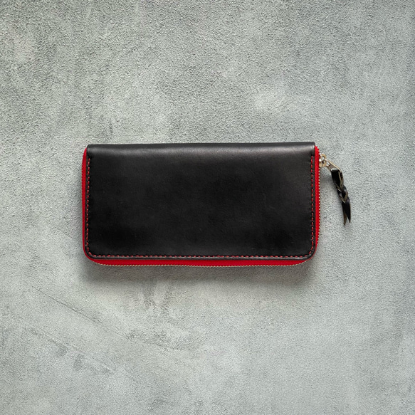 送料無料】栃木レザー＊総手縫い＊赤ステッチ黒ヌメ革＊ラウンドジップ