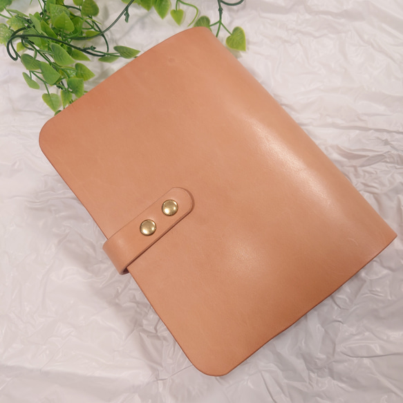 【真鍮と本革のシステム手帳カバー　ベルト式】　 A5サイズ　レザー　ヌメ革　大容量　ブラック　ネイビー　レッド 5枚目の画像