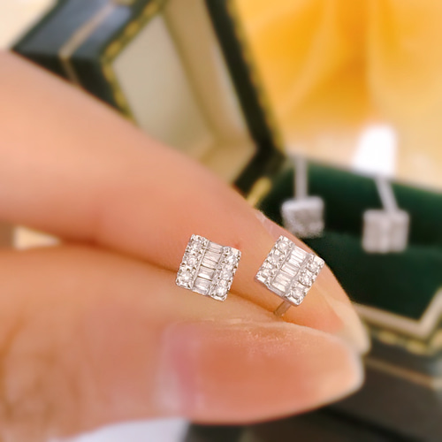 天然ダイヤモンドピアス0.16ct k18 ピアス（スタッド・一粒） パール  