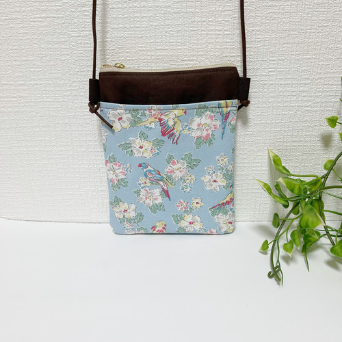 キャスキッドソン ショルダーバッグ 新品未使用 花柄 鳥柄 防水 コーティング Cath Kidston - Cath Kidson ショルダーバッグ カバン 花柄 鳥