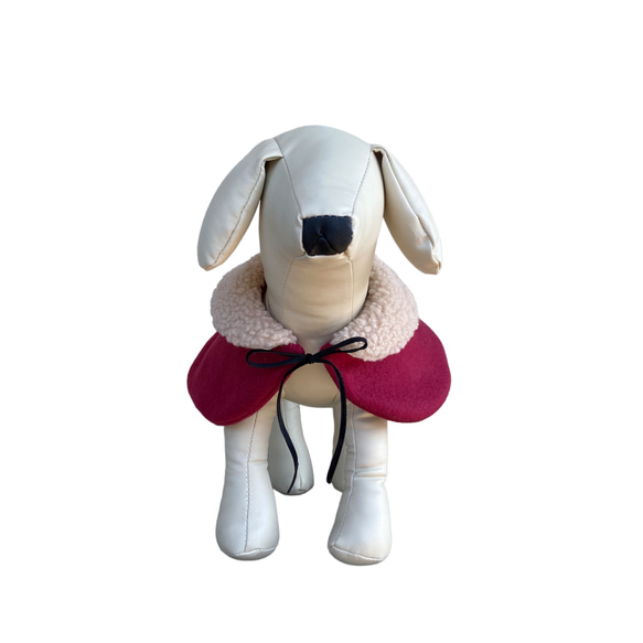 犬服 ベージュボア襟のクリスマスケープコート 4枚目の画像