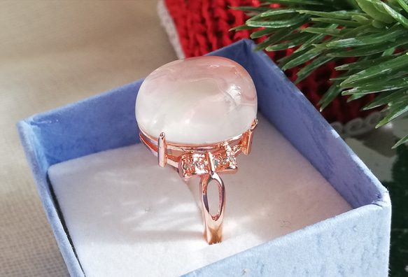 060682天然石ローズクォーツくまちゃん 060682天然石ローズクォーツくまちゃん