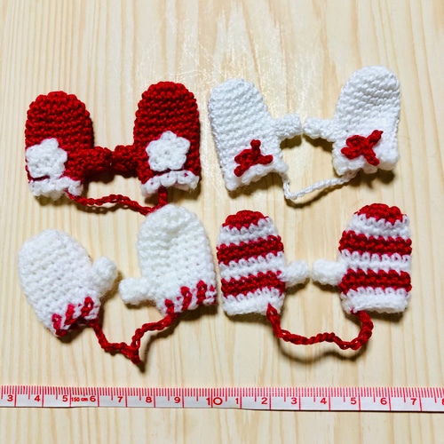 手編みクリスマスミニ手袋4点セット、ガーランド、オーナメントと色々