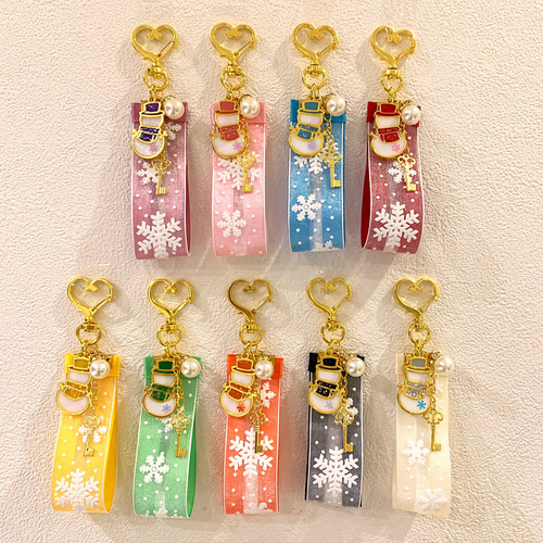 snowman*雪の結晶リボンキーホルダー PINK キーホルダー snowman*雪の結晶リボンキーホルダー PINK キーホルダー