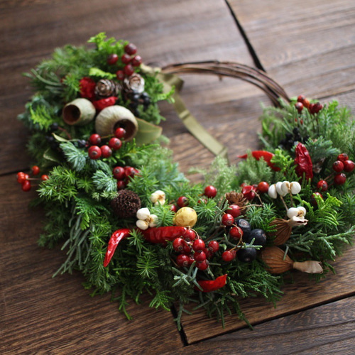 赤い木の実のハーフリース✳︎クリスマスwreathe◎22センチ リース  