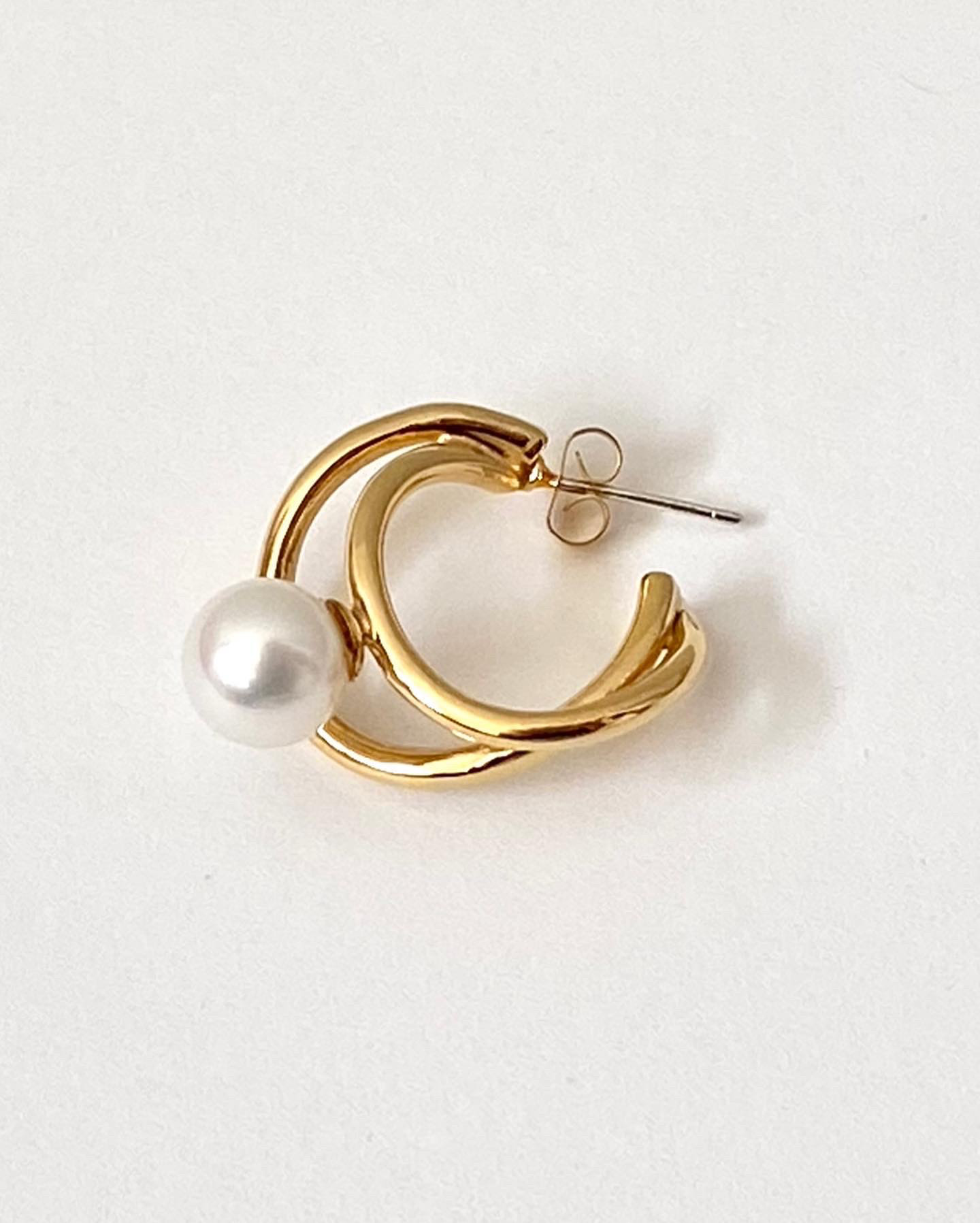 アシンメトリー ダブルライン スタッドピアス ゴールド （片耳）