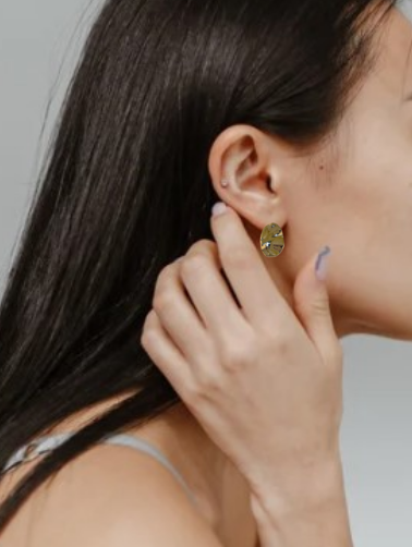 Liquid shape スタッドピアス （片耳）