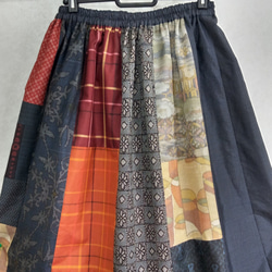 着物リメイク♪丈８０ｃｍ：色々な大島紬をパッチワークして作った6枚ハギスカート （裏地付き） 10枚目の画像