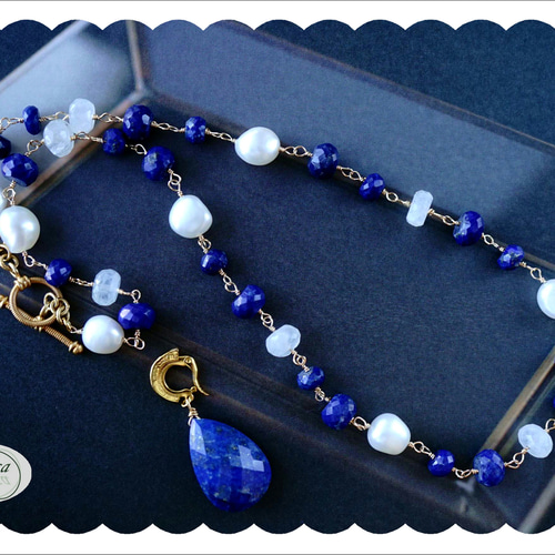 ラピスラズリと淡水パールのロングネックレス ネックレス・ペンダント