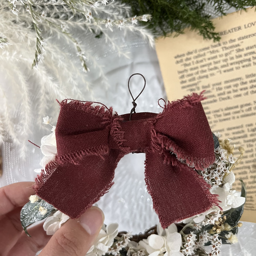 数量限定 .:*☆ リボン付きホワイトクリスマスリース / プリザーブド