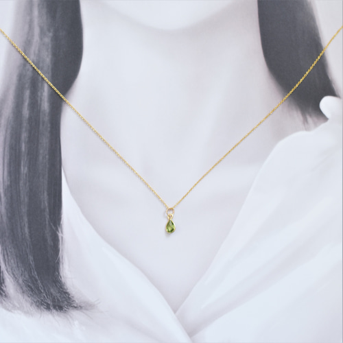 特集掲載【限定数のみ】宝石質 ペリドット フレームティア