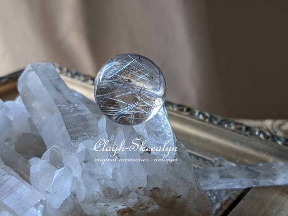 【Silver Rutile Quartz】シルバールチルクォーツ No.5　 丸玉｜16mmサイズ｜金紅石入り水晶 ｜ 1枚目の画像