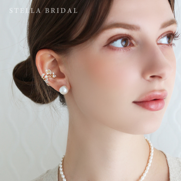 Stella Bridal＊淡水パールとボタニカルデザインのイヤーカフ ココ・ブランチ【受注生産品】 2枚目の画像