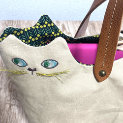 ツンデレ猫の気分が上がる春のお出かけ猫トートバッグ　北欧カバン　 3枚目の画像