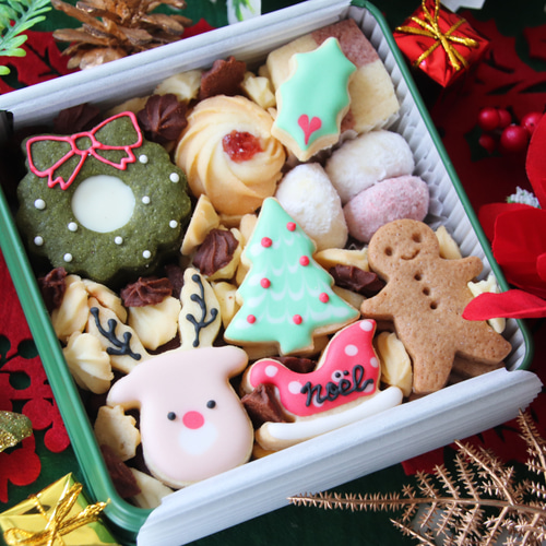 専用ページ クリスマスクッキー缶 と 手作りクッキー 詰め合わせ 焼き菓子 クリスマスクッキー缶【12/19-22の間に発送便】 焼き菓子 fu.u