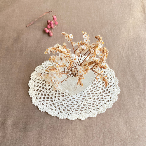 手編み インテリアマット アンティーク風アイボリー クロッシェレース