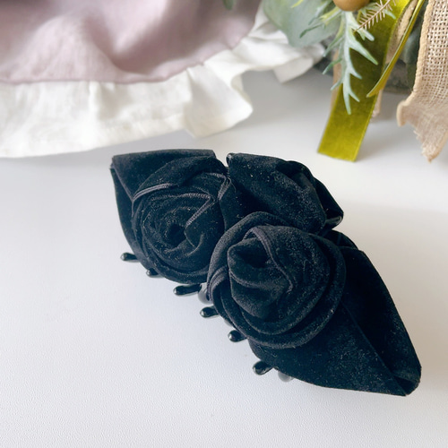薔薇モチーフが可愛い♡ベルベットリボンのバンスクリップ ヘア 