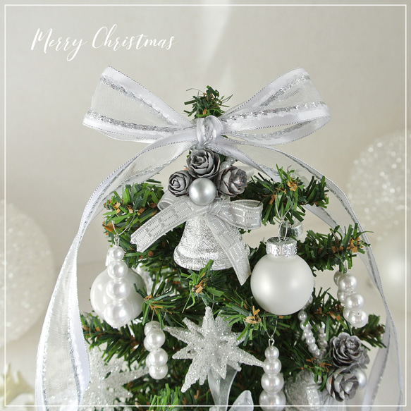 小さなホワイトクリスマス　白いリボンとパールシルバーベルのミニツリー　ホワイトツリー　クリスマスツリー　 R&yCH81 2枚目の画像