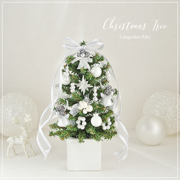 小さなホワイトクリスマス　白いリボンとパールシルバーベルのミニツリー　ホワイトツリー　クリスマスツリー　 R&yCH81 15枚目の画像