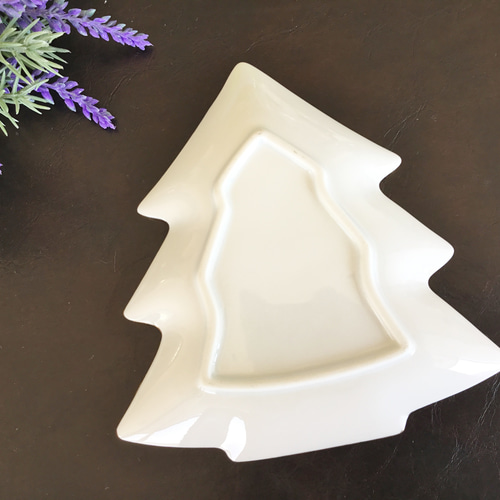 ツリー型プレート(ヒイラギ) 中皿 s-blueglass 通販 15039572｜Creema