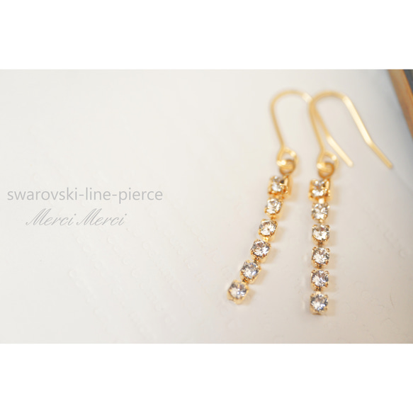 swarovski-line-pierce...スワロフスキーラインピアス【イヤリング変更可】 1枚目の画像