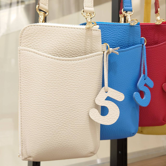 スマホショルダー　お財布機能と鍵ポケット付き　コレひとつでお出かけできます！ 3枚目の画像