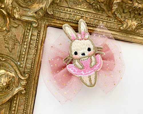 ハンドメイド★キッズリボン★ピンク★きらきら揺れるビジュー付き★ななうさちゃん★ ハンドメイド☆キッズリボン☆ピンク☆きらきら揺れるビジュー