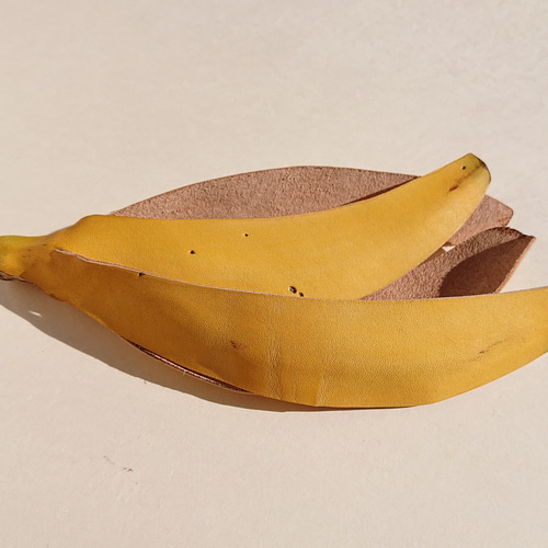 特別なバナナの革 1 立体・オブジェ ノップ 通販 15040221｜Creema