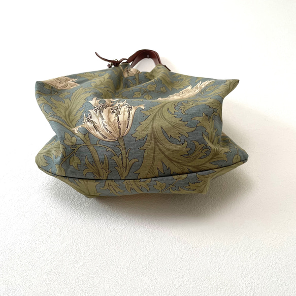 【〜8/31送料無料⭐︎敬老の日早割】 ウィリアム・モリス【アネモネ】トライアングルバック★キャンバス地 3枚目の画像