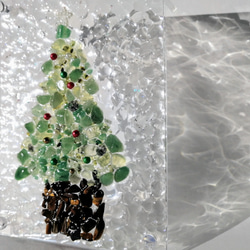 天然石のクリスマスツリープレート / レジン / 雪 / 置物 / オブジェ / インテリア 3枚目の画像
