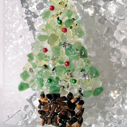 天然石のクリスマスツリープレート / レジン / 雪 / 置物 / オブジェ / インテリア 2枚目の画像