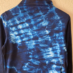 天然藍染　オフネックTシャツ長袖女性用フリーサイズ 4枚目の画像