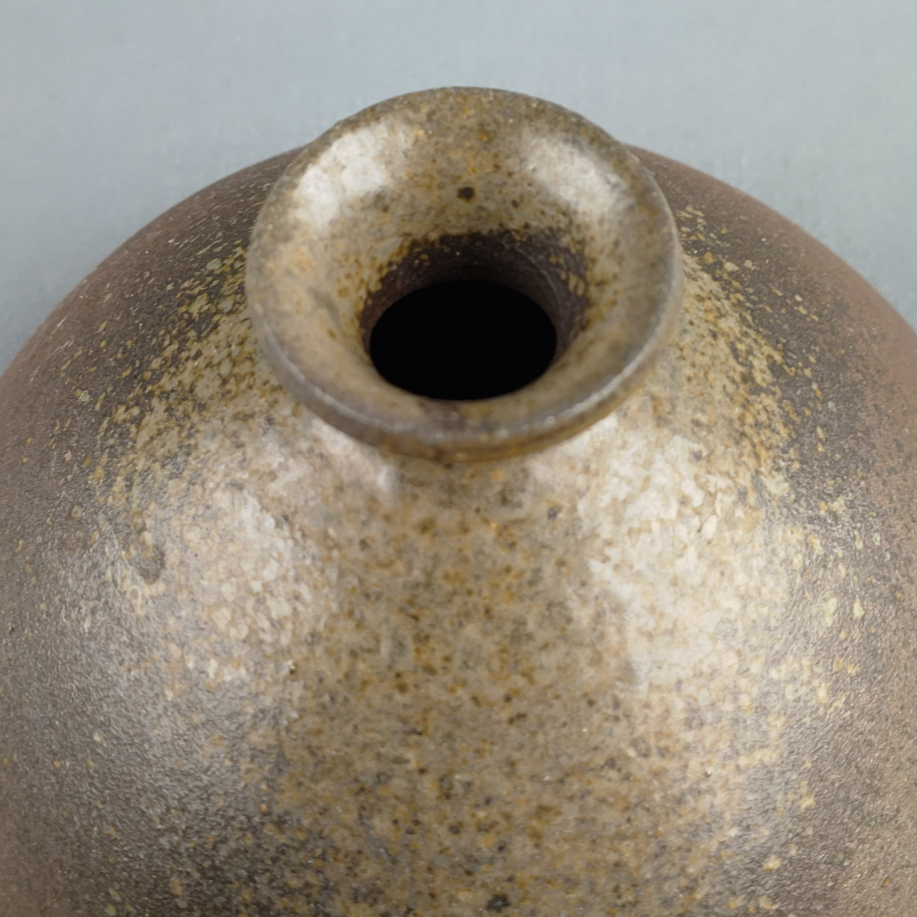 花入れ　焼締め　薪窯　【商品番号：00201】