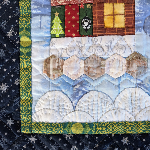 静寂な森のXmas☆パッチワークキルトタペストリー☆クリスマス飾り