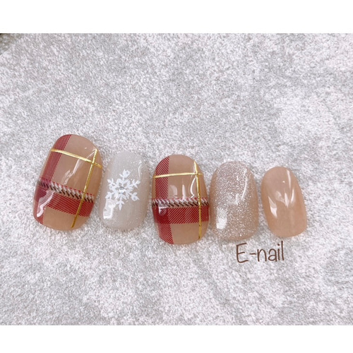 チェックネイル ベリーショート クリスマス ネイルチップ トレンド Anail ネイルチップ ネイルシール 水光ネイルミルキーホワイトチェック