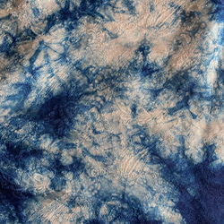 天然藍染　絹ストール 4枚目の画像