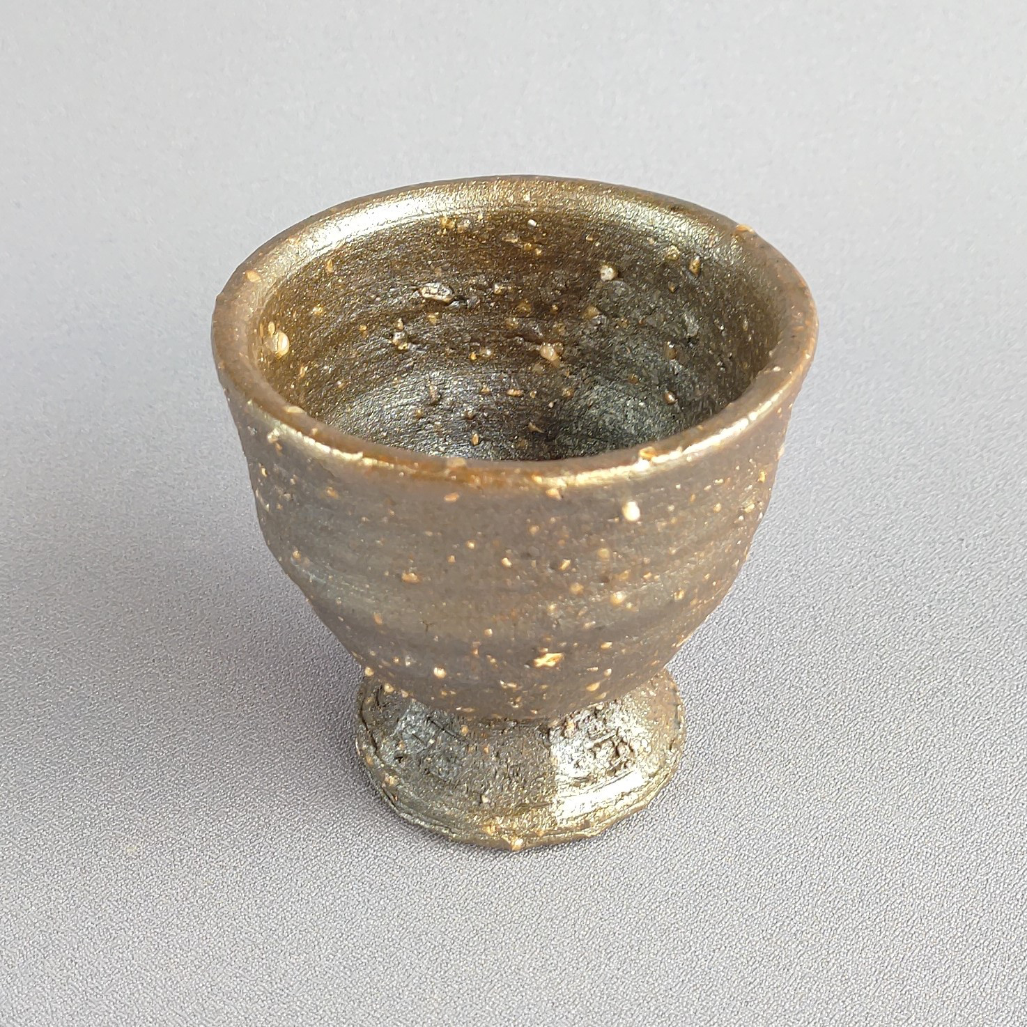 酒器　馬上杯　焼締め　薪窯　【商品番号：00237】