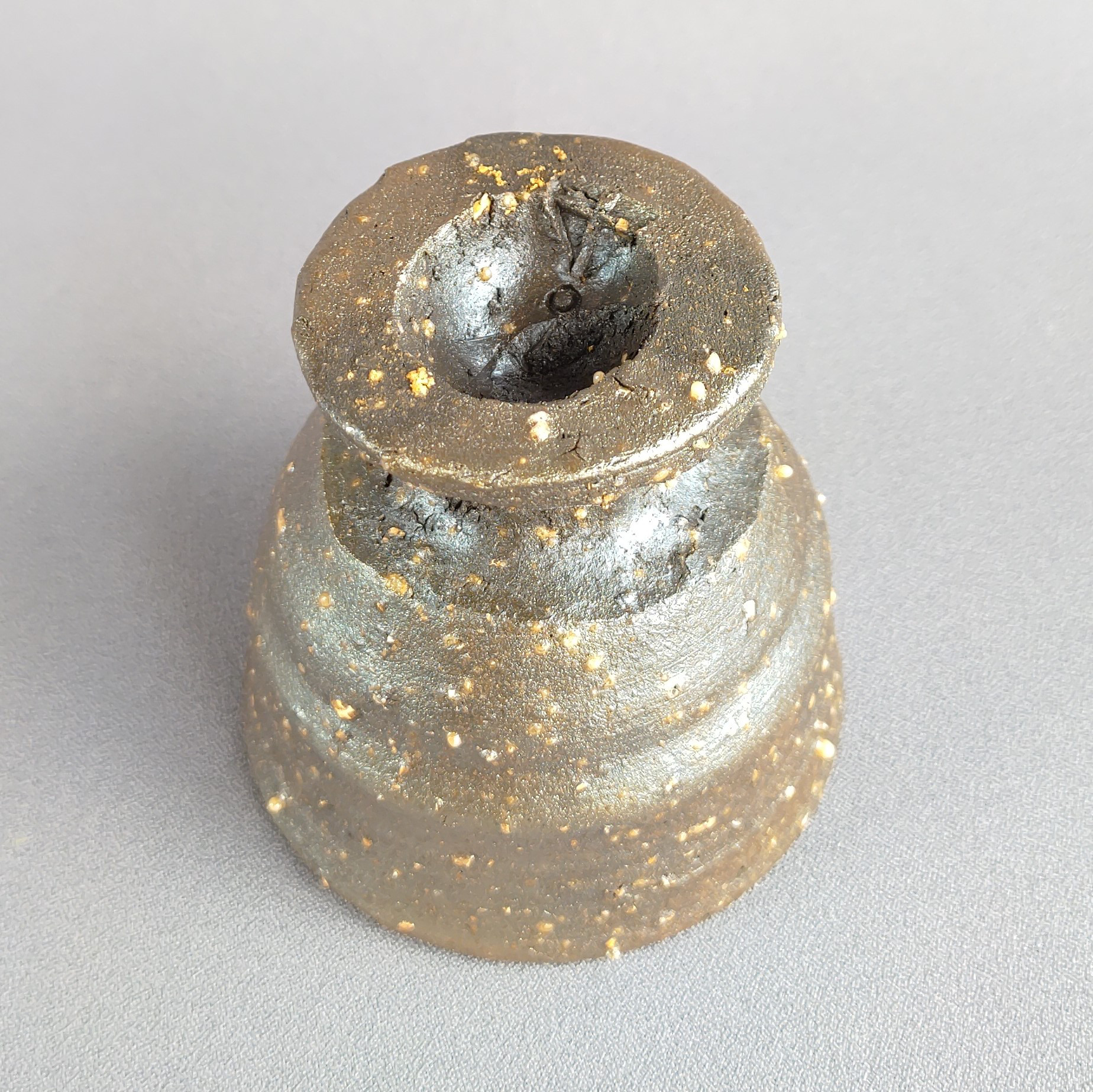 酒器　馬上杯　焼締め　薪窯　【商品番号：00237】