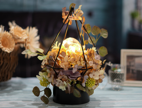 アーティフィシャルフラワーのランプ☆紫陽花ミルキー（スタンド