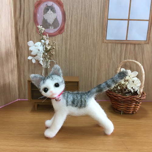 羊毛フェルト 猫 子猫 サバ白ねこちゃん さらに2匹生まれております。 サバ