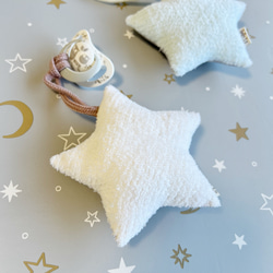(星ホワイト)おしゃぶりホルダー☆ぬいぐるみ☆ベビーラトル☆にぎにぎ☆出産祝い☆プチギフト☆赤ちゃんのおもちゃ 3枚目の画像