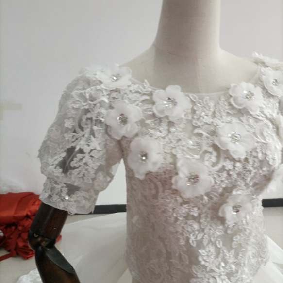 上品  魅惑の花レース 編み上げ ロビスチェボレロ +ふっくら柔らかなバックリボンオーバースカート華やかなトレーン 6枚目の画像