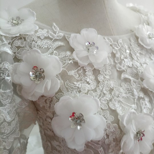 上品 魅惑の花レース 編み上げ ロビスチェボレロ +ふっくら柔らかな  