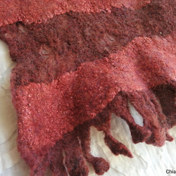 布フェルトのマフラー　赤　（天然素材　羊毛フェルト　インド綿　ウール　コットン　） 8枚目の画像