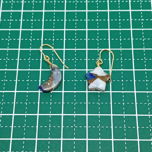 14kgf 月と星シリーズ ブルーオパールラピスラズリコッパー ピアス  